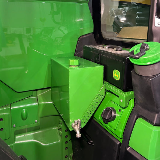 John Deere 8R Water tank